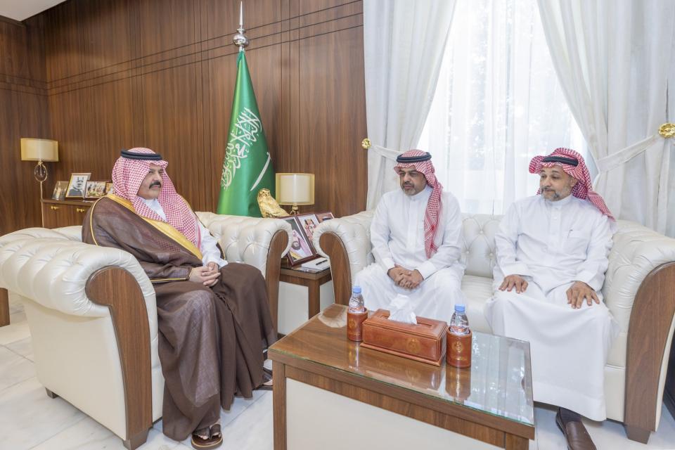 الأمير عبدالعزيز بن سعد يستقبل المشرف العام لبطولة حائل لجمال الخيل العربية الأصيلة