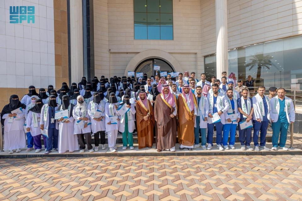 أمير منطقة حائل يرعى حفل تكريم الفائزين بجائزة التميز في ‏خدمة المرضى وتخريج ‏الدبلومات والبرامج التمريضية