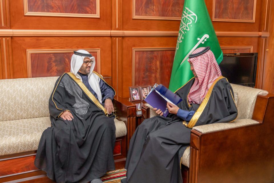 نائب أمير حائل يستقبل رئيس الهيئة العامة للإحصاء
