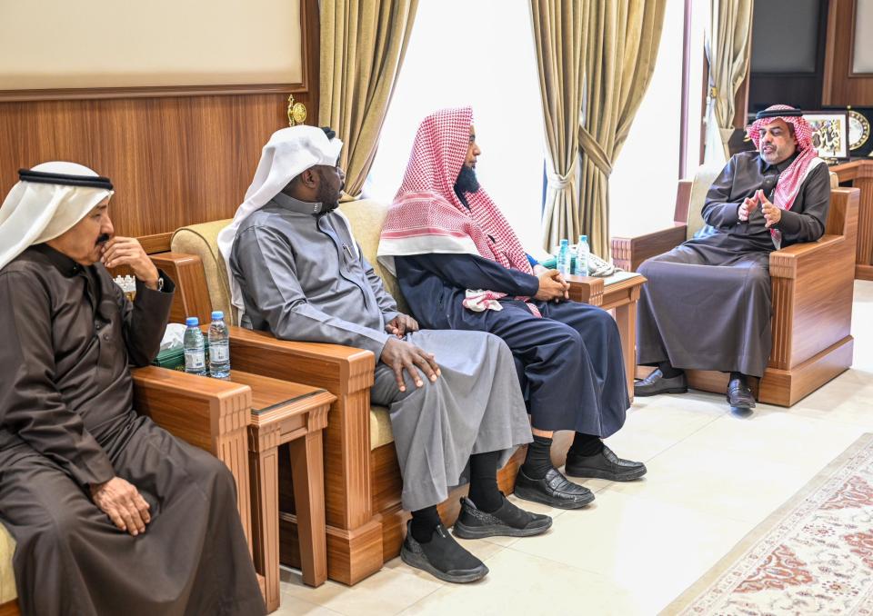 وكيل إمارة حائل يستقبل رئيس مجلس إدارة جمعية أفق بالمنطقة