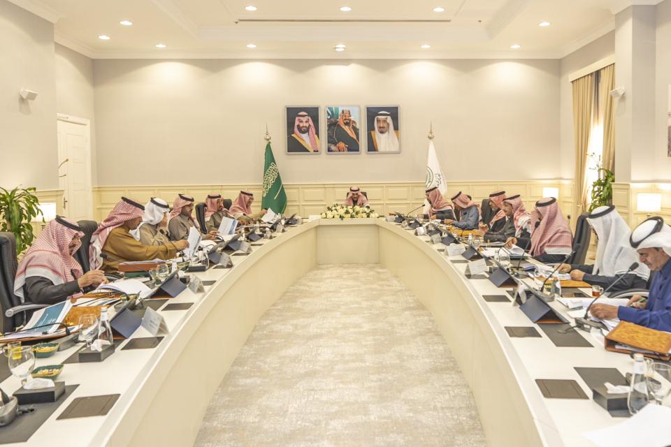 وكيل وزارة الداخلية يرأس اجتماع وكلاء إمارات المناطق