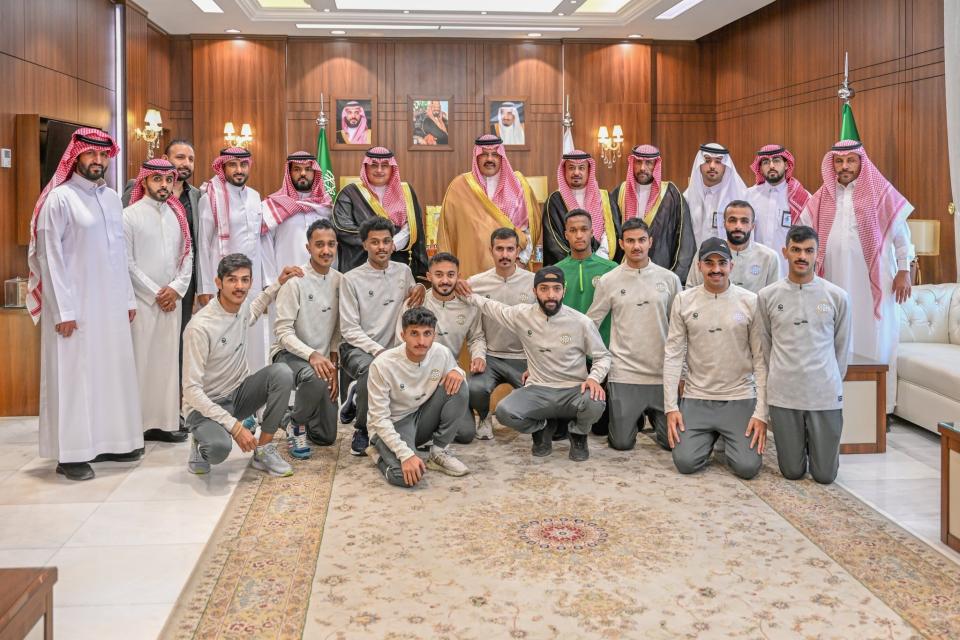 أمير منطقة حائل يستقبل رئيس مجلس إدارة نادي الغوطة