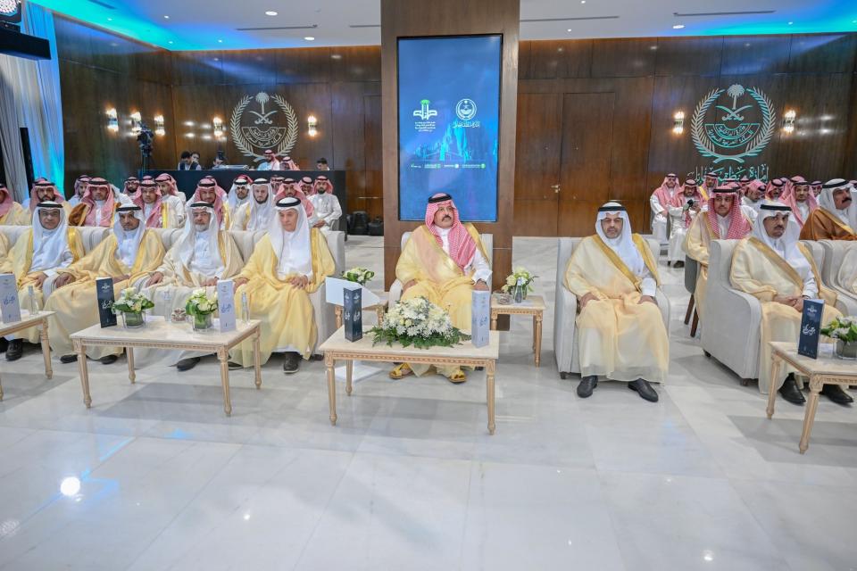 الأمير عبدالعزيز بن سعد يدشن عددًا من المشاريع البيئية بمنطقة حائل‎