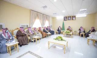 سمو أمير منطقة حائل يزور محافظة السليمي