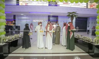 افتتح سعادة وكيل إمارة منطقة حائل الأستاذ عادل بن صالح آل الشيخ معرض إيڤا التشكيلي