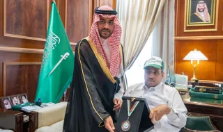 سمو نائب أمير حائل يستقبل لاعب نادي ذوي الإعاقة بحائل ذعار الشمري