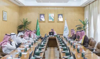 أمير منطقة حائل يطّلع على اللوائح والتشريعات الجديدة التي ‏تخصّ المركز الوطني لتنمية ‏القطاع غير الربحي ‏