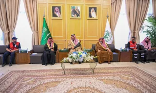 سمو أمير حائل يستقبل رئيس هيئة الهلال الأحمر السعودي