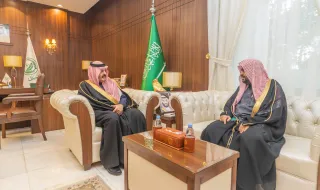 أمير حائل يستقبل رئيس مجلس إدارة الجمعية الخيرية للعناية بالمساجد بالمنطقة