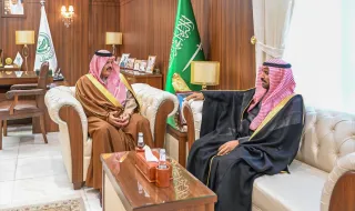 أمير حائل يستقبل رئيس فرع النيابة العامة بالمنطقة