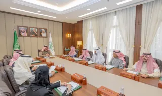 أمير حائل يرأس الاجتماع الثاني لمجلس أمناء برنامج الأمير عبد العزيز بن سعد للتنمية المجتمعية 2022 - 2023