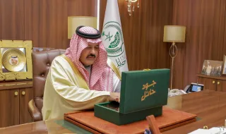 أمير منطقة حائل يدشن حملة "جود حائل " لتوفير 420 وحدة سكنية