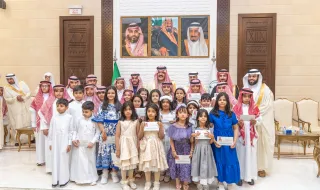 أمير حائل يستقبل عددًا من الأطفال الأيتام المستفيدين من خدمات الجمعية الخيرية لرعاية الأيتام بالمنطقة "رفاق"