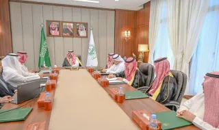 أمير حائل يرأس اجتماع فريق العمل الخاص بدراسة مشروع تطوير محميات صيد بجبال المُسمى