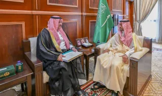نائب أمير حائل يستقبل مدير عام التعليم بالمنطقة