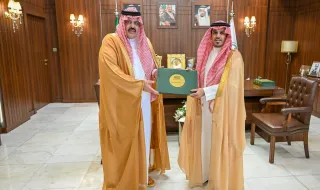 أمير حائل يستقبل مدير فرع هيئة التراث بالمنطقة