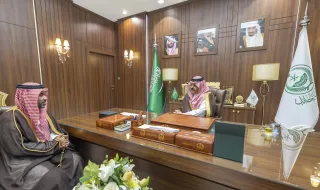 أمير حائل يستقبل مدير التعليم بالمنطقة