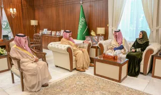 أمير منطقة حائل يستقبل وزير السياحة