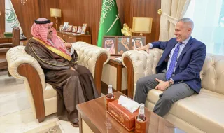 أمير منطقة حائل يستقبل سفير الولايات المتحدة الأمريكية لدى المملكة