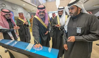 أمير حائل يزور أمانة المنطقة ويدشن "البوابة الجغرافية للمكاتب الهندسية" والمركز الإعلامي